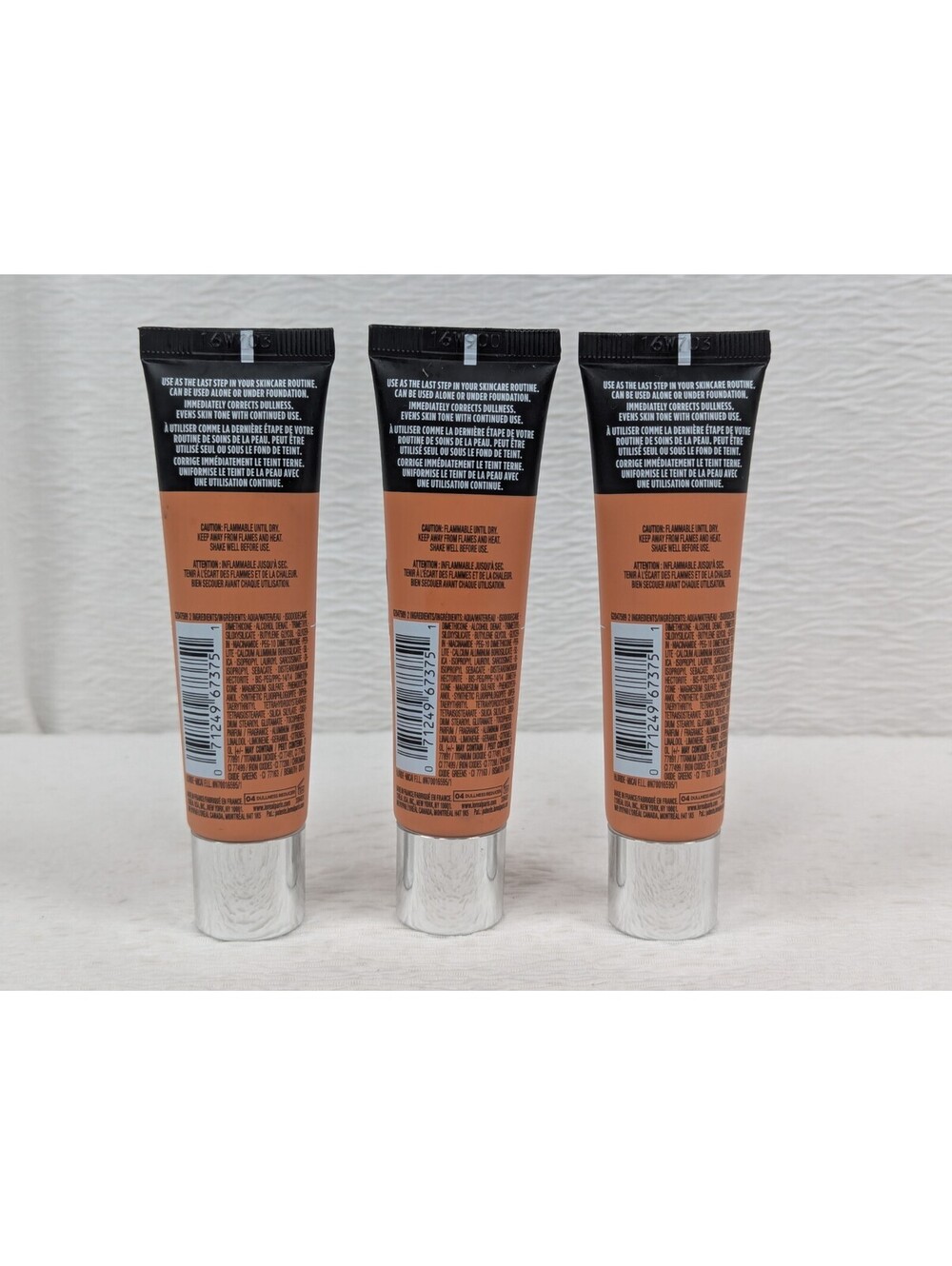 L’Oréal Paris - Prime Lab - Up to 24H Dullness Reducer - Face Primer - 3 Pack - Picture 2 of 9